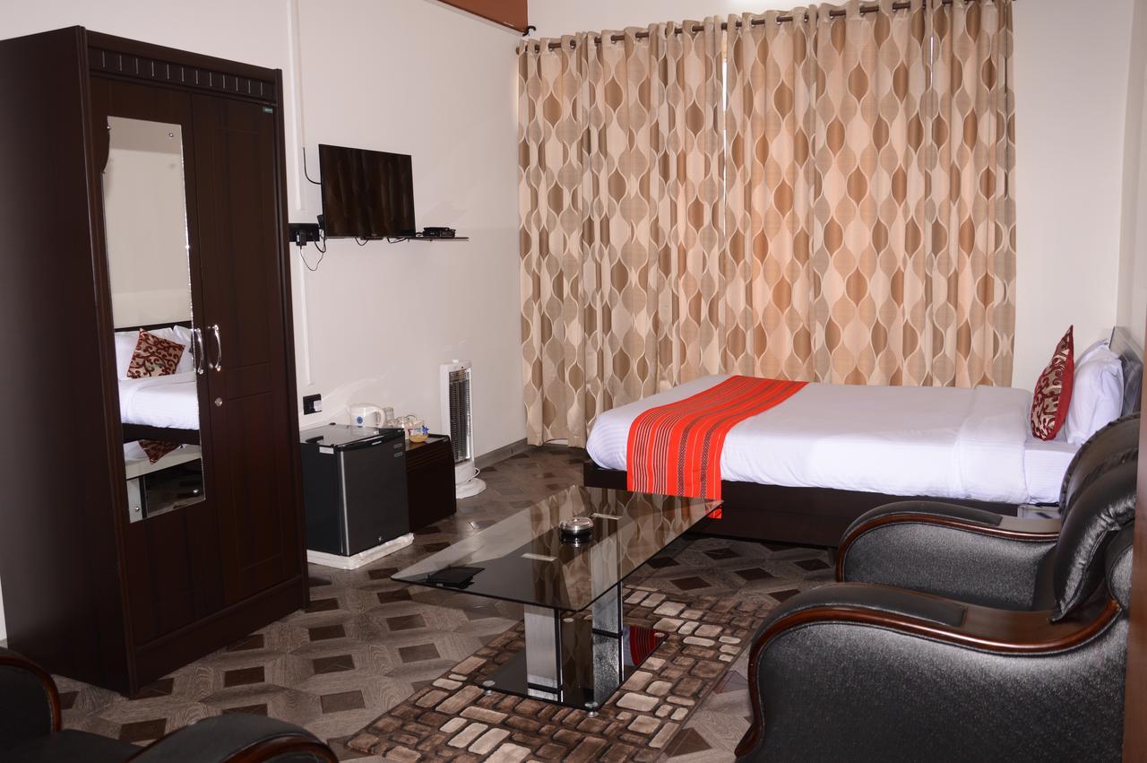 Best Holiday Inn Shillong Exterior photo